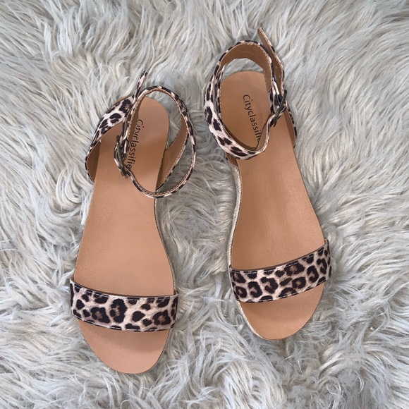 Cityclassified Shoes - CityClassified Leopard Print Buckle Sandals